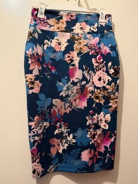 Thalia Sodi Navy Floral Pencil Skirt with Pink and Cream Blooms
